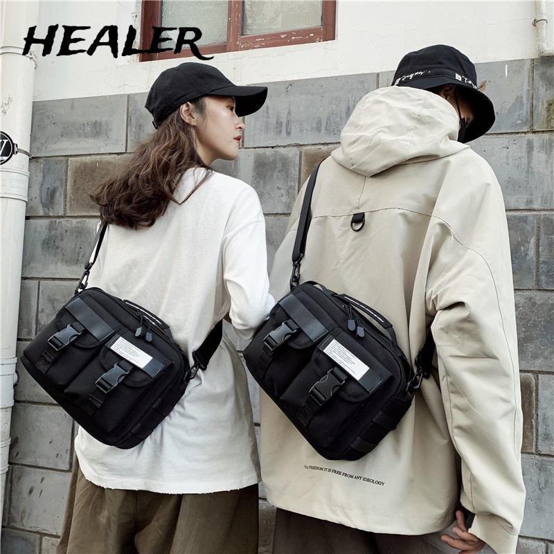 Túi Đeo Chéo Du Lịch Màu Đen Cá Tính Cho Nam