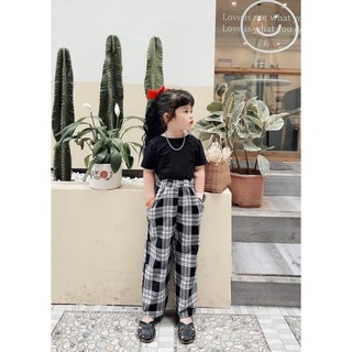 Set áo thun đen quần caro nâu cho bé gái