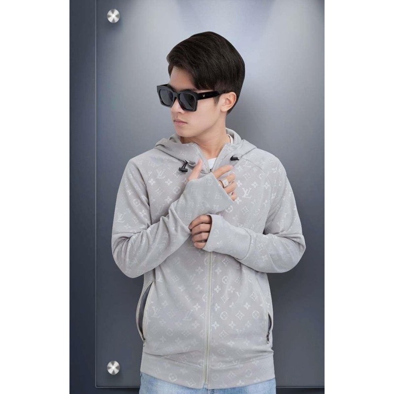 áo khoác chống nắng ép vân LV 149k | BigBuy360 - bigbuy360.vn