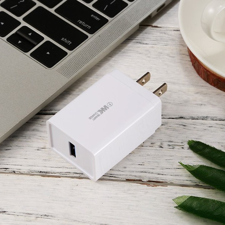 Củ cạc nhanh, Củ sạc iphone androi WP-U52 Quickcharge 3.0 kiểm soát nhiệt độ của thiết bị chất liệu nhựa an toàn