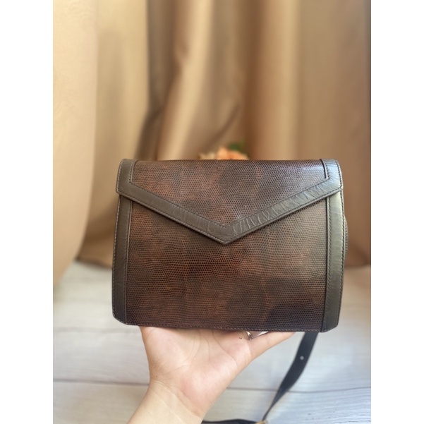 Túi đeo chéo da kì nhông