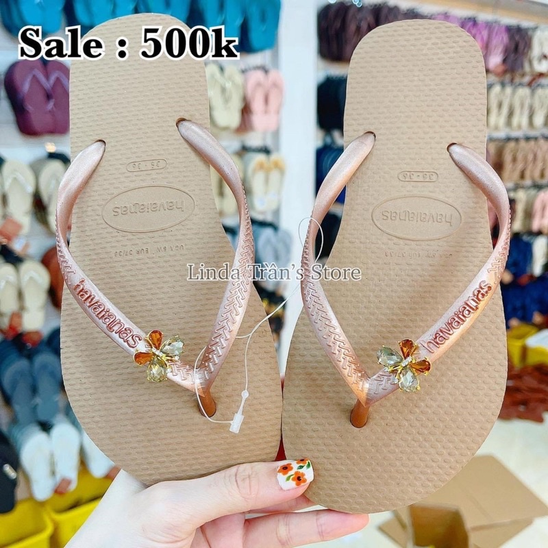 Dép HVN trơn mix charm nhỏ
