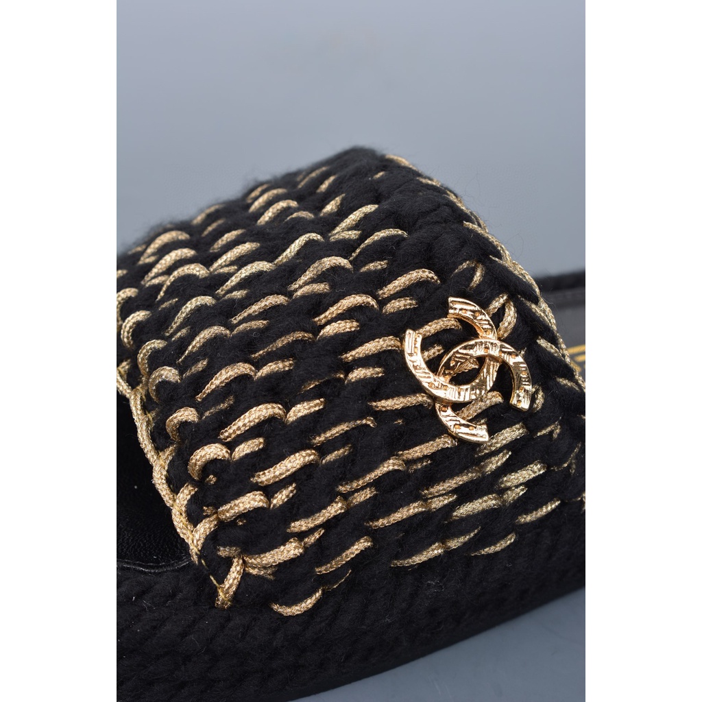 Mules Dệt Kim Phản Chiếu Màu Đen. G38189 X56418 94305