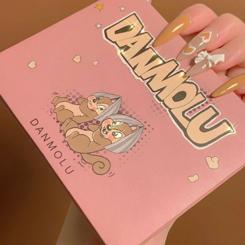 Bảng mắt Danmolu 10 ô lì và nhũ mẫu mới siêu Cute | BigBuy360 - bigbuy360.vn