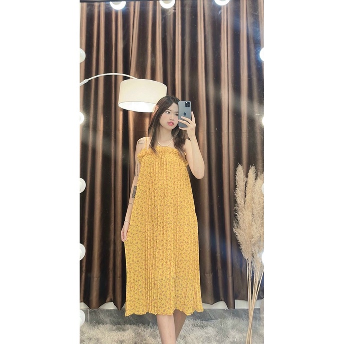 Đầm hai dây hoa nhí dáng suông dài phối bèo bầu bì bon chen đi chơi đi dạo đi du lịch siêu đẹp hình thật