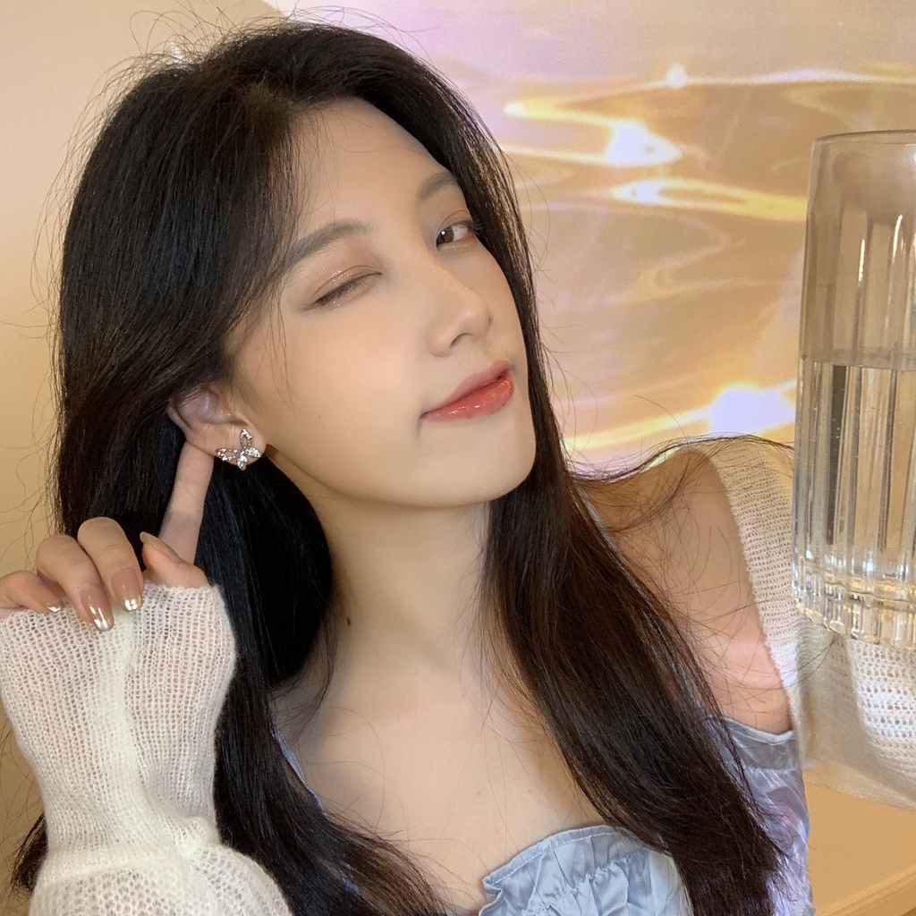 Bông Tai Kẹp Hình Bướm Bằng Kim Loại Đính Đá Không Cần Xỏ Lỗ Thời Trang Cho Nữ CEaH202