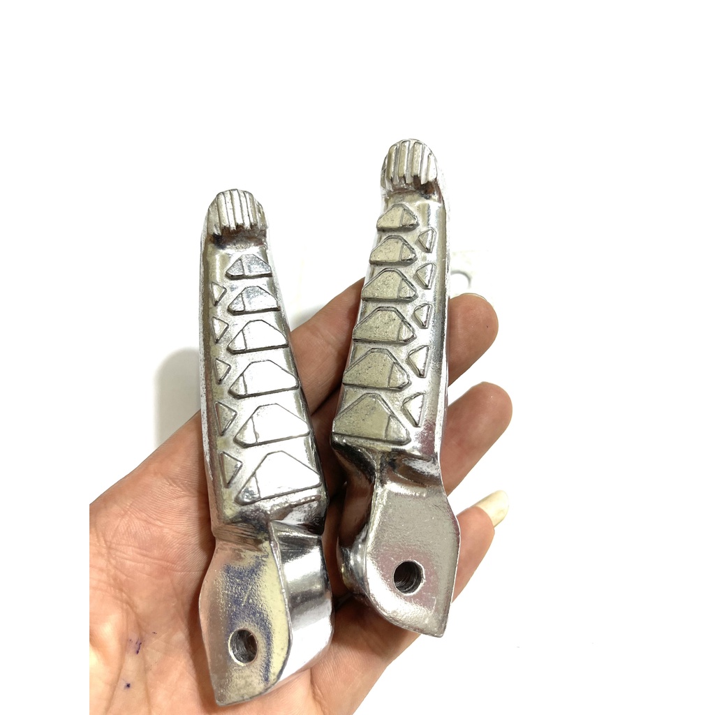 Để Chân Nhôm Take ( mẫu mới ) Gắn Nhiều Dòng Xe Honda Wave Dream Future Vario