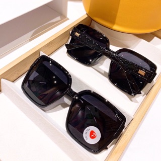 Siêu phẩm dior chống va đập trống trầy xước cho cả nam và nữ