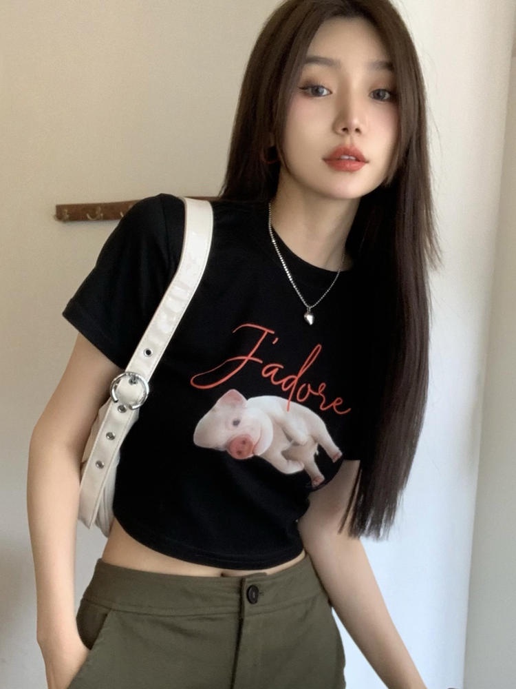 Áo Thun Nữ Tay Ngắn In Hình Heo Nhìn Ra Ngoài 50925