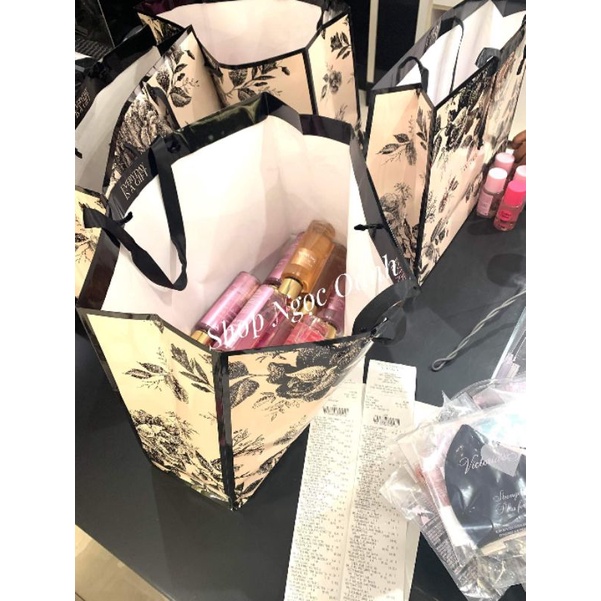 Xịt thơm body mist Victoria's Secret auth xịn