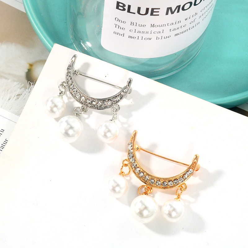 Trâm Cài Áo Hình Trăng Khuyết Giản Dị Đính Ngọc Trai Xinh Xắn