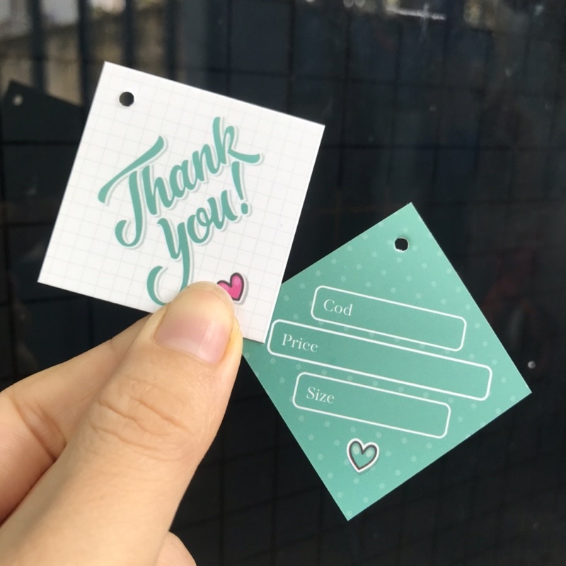 Tag Quần Áo, Mác Treo Quần Áo, Thẻ Treo Thời Trang Size 4,5x4,5cm Có Đục Lỗ , Chất Liệu C300 Cán Màng m6