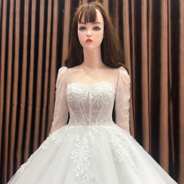 Váy cưới màu trắng cao cấp