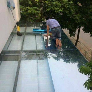 Decal Dán Kính Phản Quang Tráng Bạc Cách Nhiệt Khổ Rộng 1m