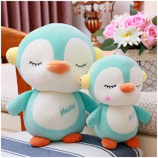 Gấu Bông Chim Cánh Cụt Xanh Đang Nghe Nhạc Đủ Size