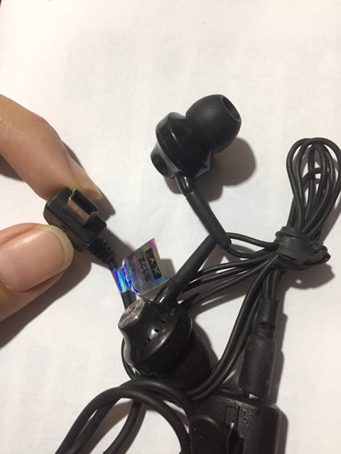 Tai nghe chân vuông | BigBuy360 - bigbuy360.vn