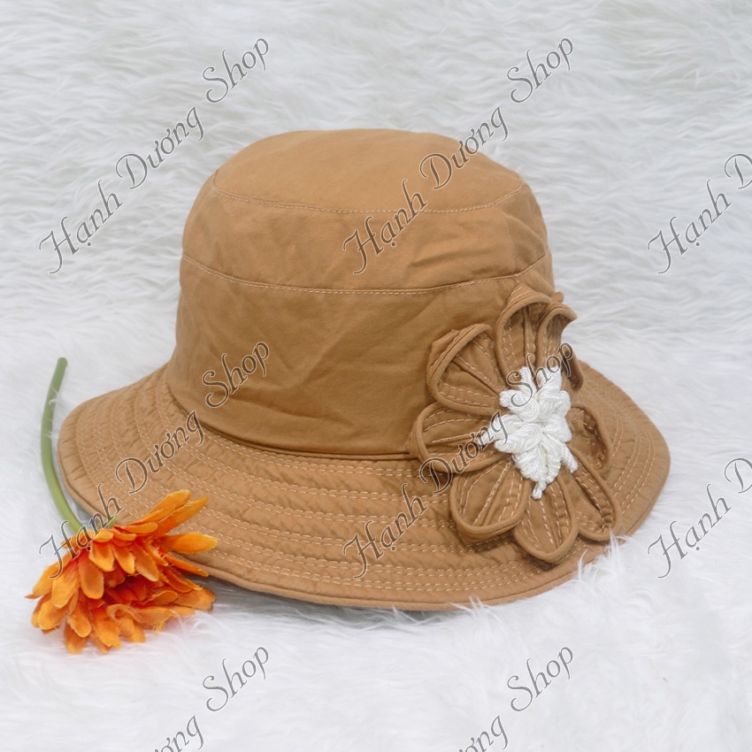 Nón tai bèo nữ vành rộng 7cm mũ tai bèo AT rộng vành gắn hoa 9 cánh vải cotton oát cao cấp phù hợp cho nữ