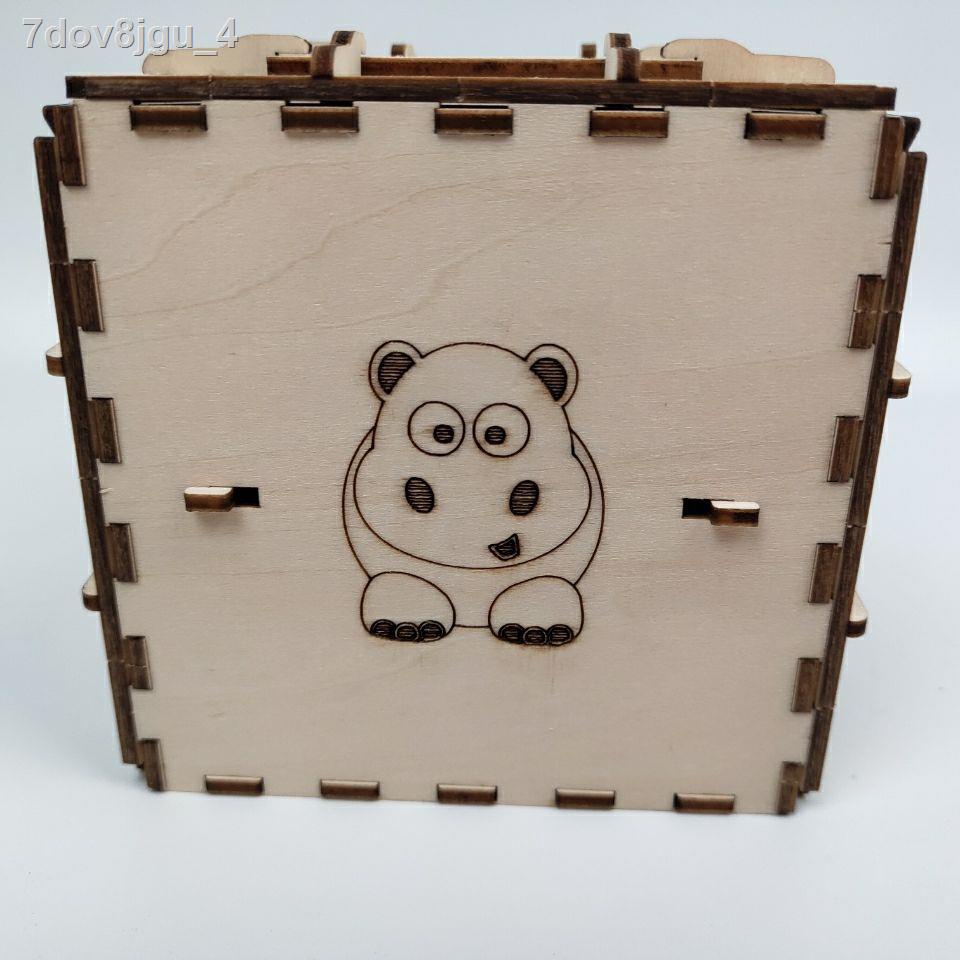 ❍ [Siêu Sale]Mô hình xoay cơ khí bằng gỗ trẻ em DIY lắp ráp đồ chơi sáng tạo con heo đất hộp mật khẩu mini két sắt