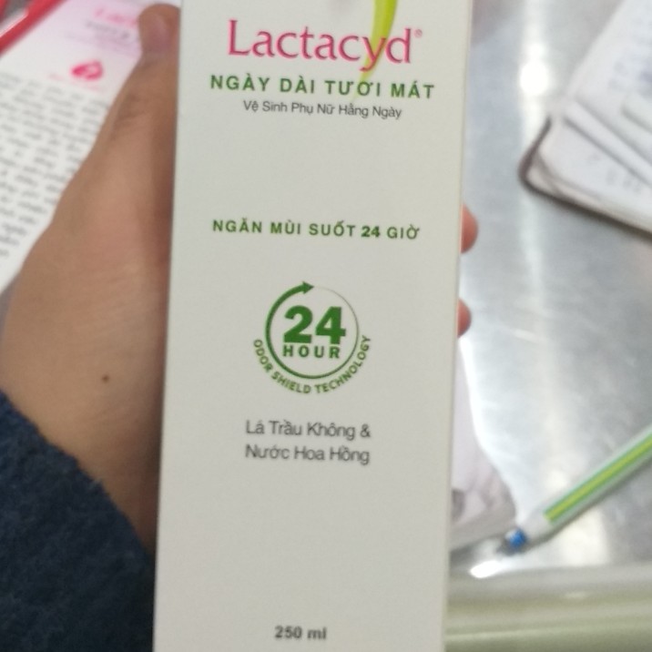 Dung dịch vệ sinh Lactacyd 250 ml