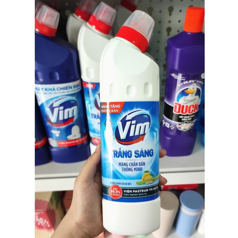 VIM TẨY RỬA BỒN CẦU VÀ TOLET HƯƠNG CHANH XẢ CHAI 450ml