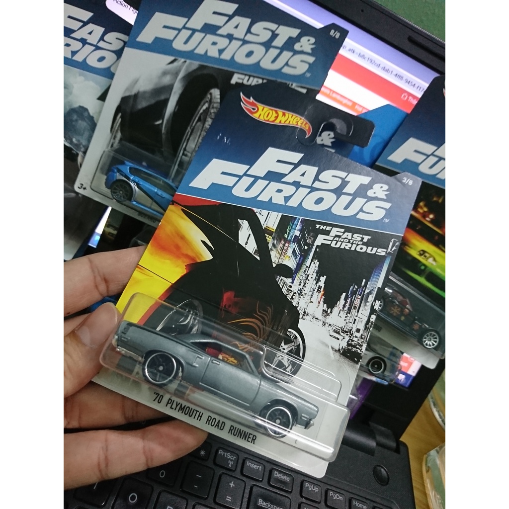 Xe Hotwheels 70 Plymouth Road Runner (Fast & Furious Series)