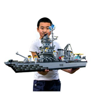 Bộ lắp ráp kiểu lego - mô hình chiến hạm khổng lồ