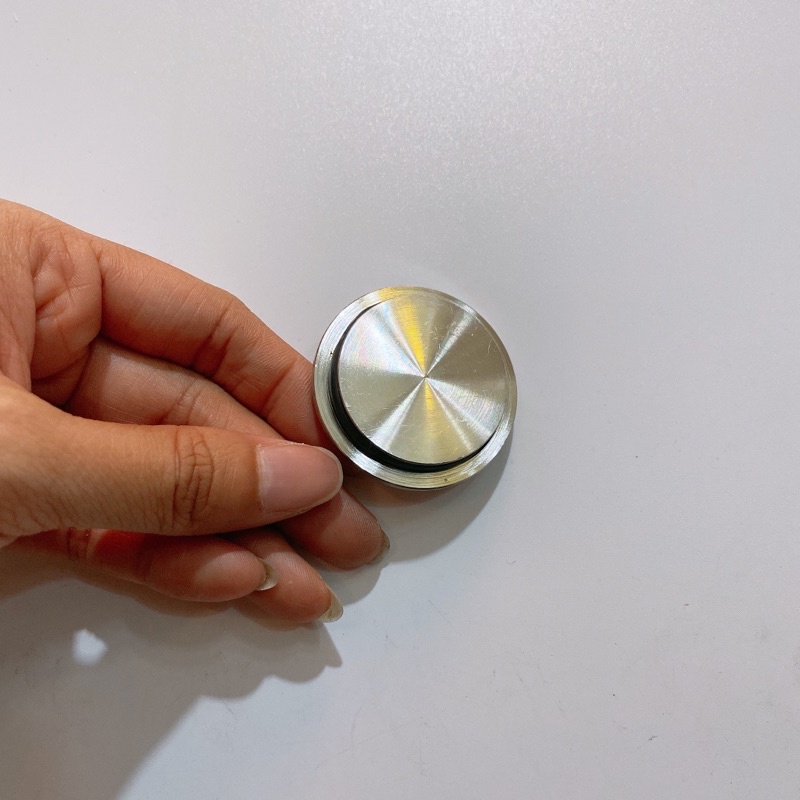 Nút đậy Cate, nút bọc sên inox khắc chữ Salaya lắp xe Honda Yamaha