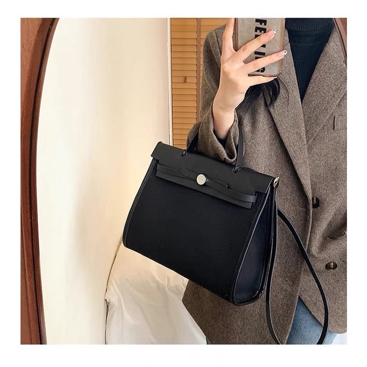 Túi công sở phối da khuy cài sang trọng HERBAG