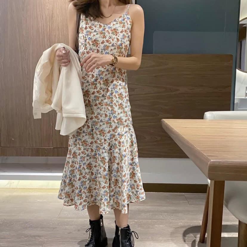 Váy hoa nhí  2 dây nữ MADELA suông dài qua gối phong cách vintage, đầm 2 dây hoa nhí dáng dài