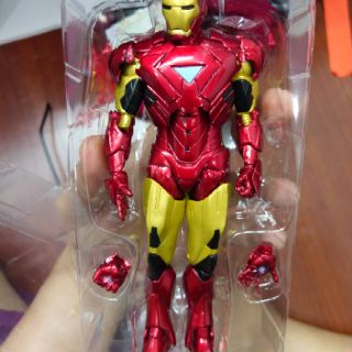 Mô hình Iron man rẻ nhất cao 17cm