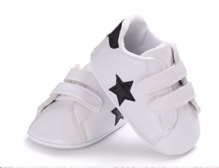 Giày tập đi