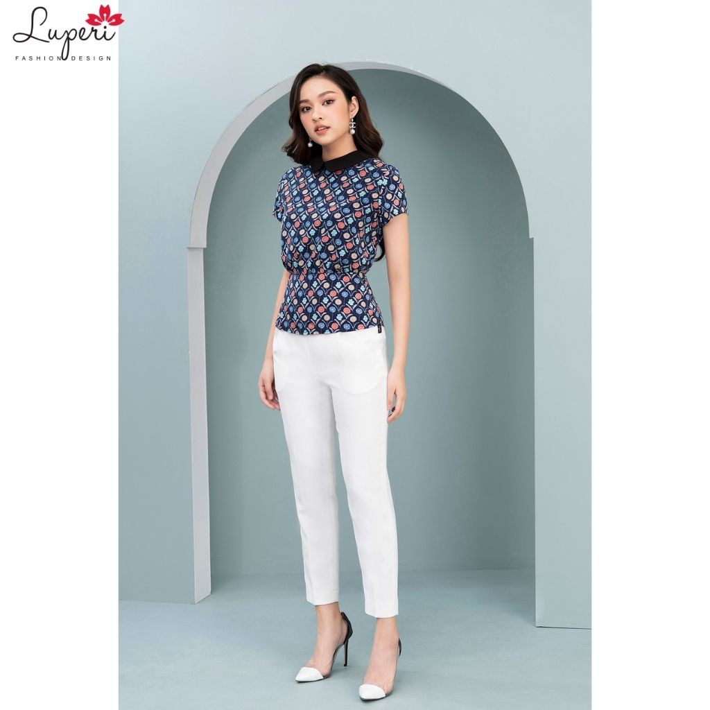 Áo Sơ Mi Nữ Kiểu Hàn Quốc LUPERI LFSM191 Ngắn Tay Họa Tiết Sang Trọng