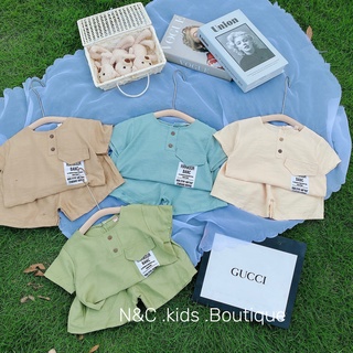 Bộ đũi cổ tròn nắp túi chữ bé trai
