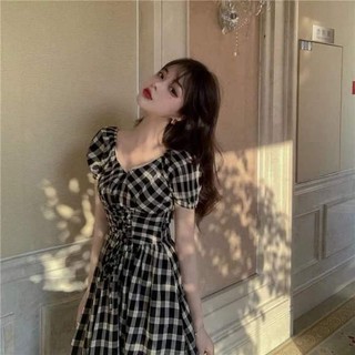 váy kẻ caro dáng dài