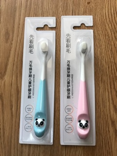 Bàn chải đánh răng sợi tóc siêu mềm cho bé yêu