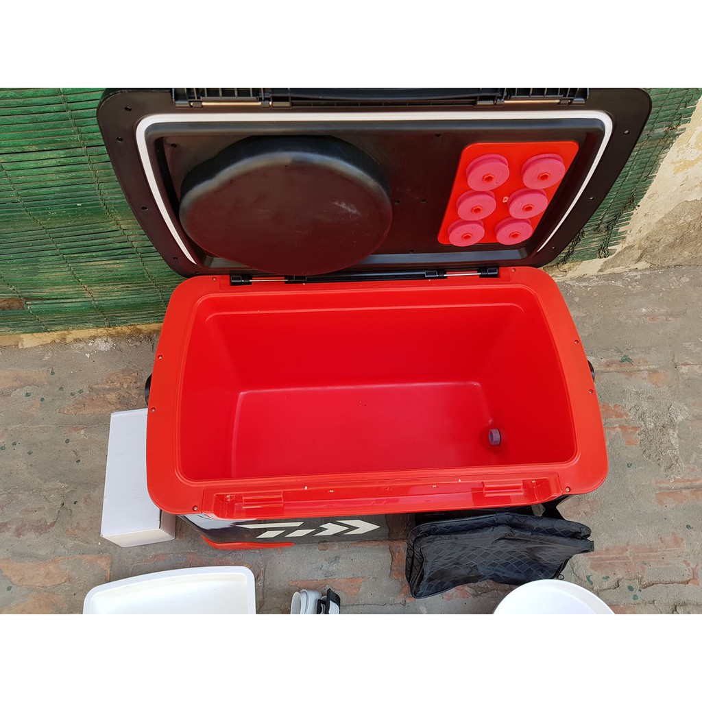 (Gía Siêu Rẻ)Thùng Câu Đài Daiwa 32 lít