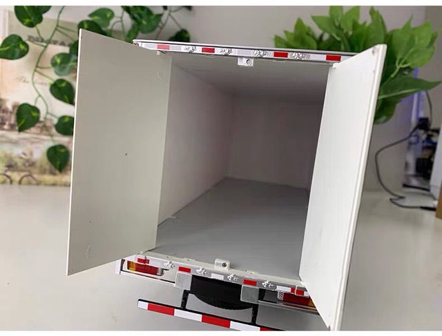 MÔ HÌNH XE TẢI DONGFENG KR