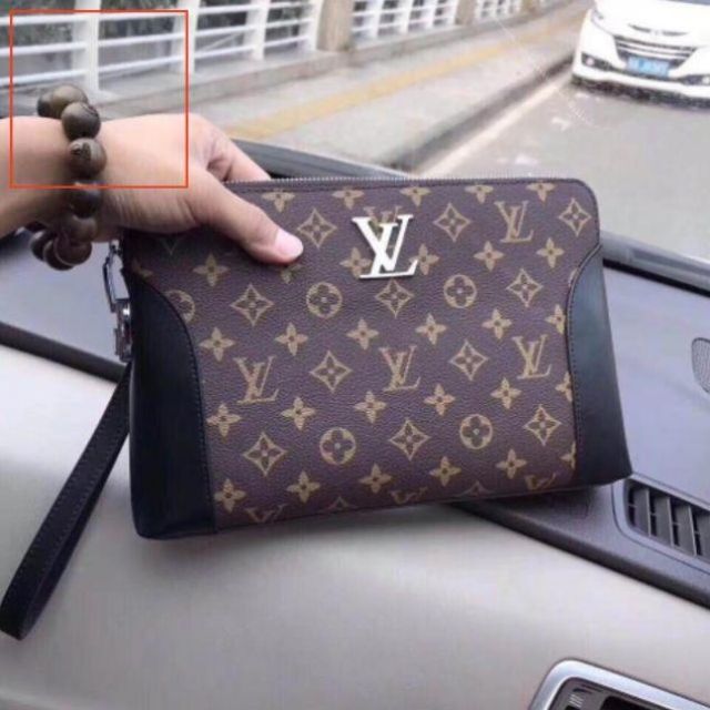 [HOT] [Hot] Clutch Túi Cầm Tay Nam nữ LV128100 kèm hộp. . .