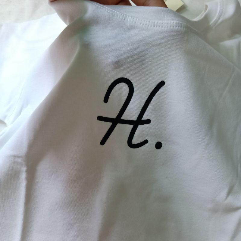 Áo phông ôm in chữ H có size đại đến 75kg thiết kế cổ tròn tay ngắn chất thun cotton co giãn ôm dáng body nhiều màu sắc