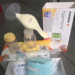 Máy vắt sữa điện đôi Medela pump