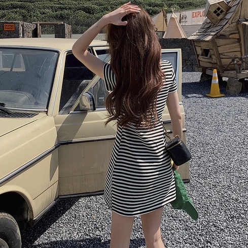 Đầm Thun Ngắn Tay Cổ POLO Họa Tiết Kẻ Sọc Trẻ Trung