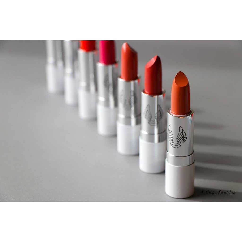 True + Luscious - Son lì dưỡng ẩm True + Luscious Hydrating Super Moisture Lipstick 3.5g