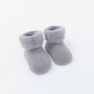Set 5 đôi tất len xù cho bé