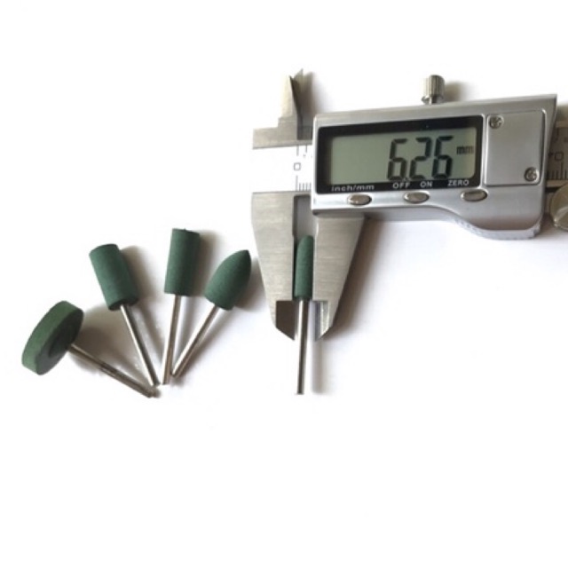 Bộ 5 trục mài đánh bóng bằng cao su đặc,cứng,cán 3mm