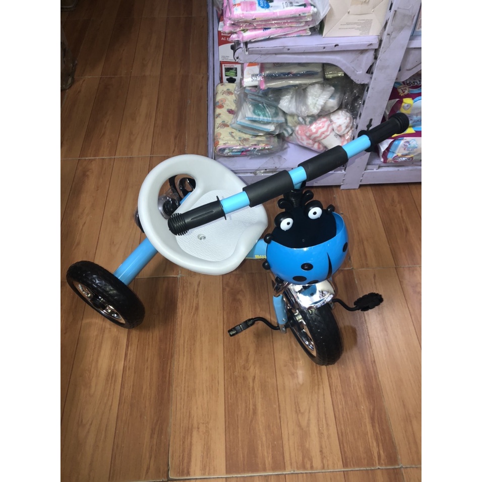 Xe Đạp 3 Bánh Bình Nước Con Bọ Và Kèm Kem Mẫu Mới Nhất 2021 ( Hàng gửi nguyên hộp chưa lắp giáp )