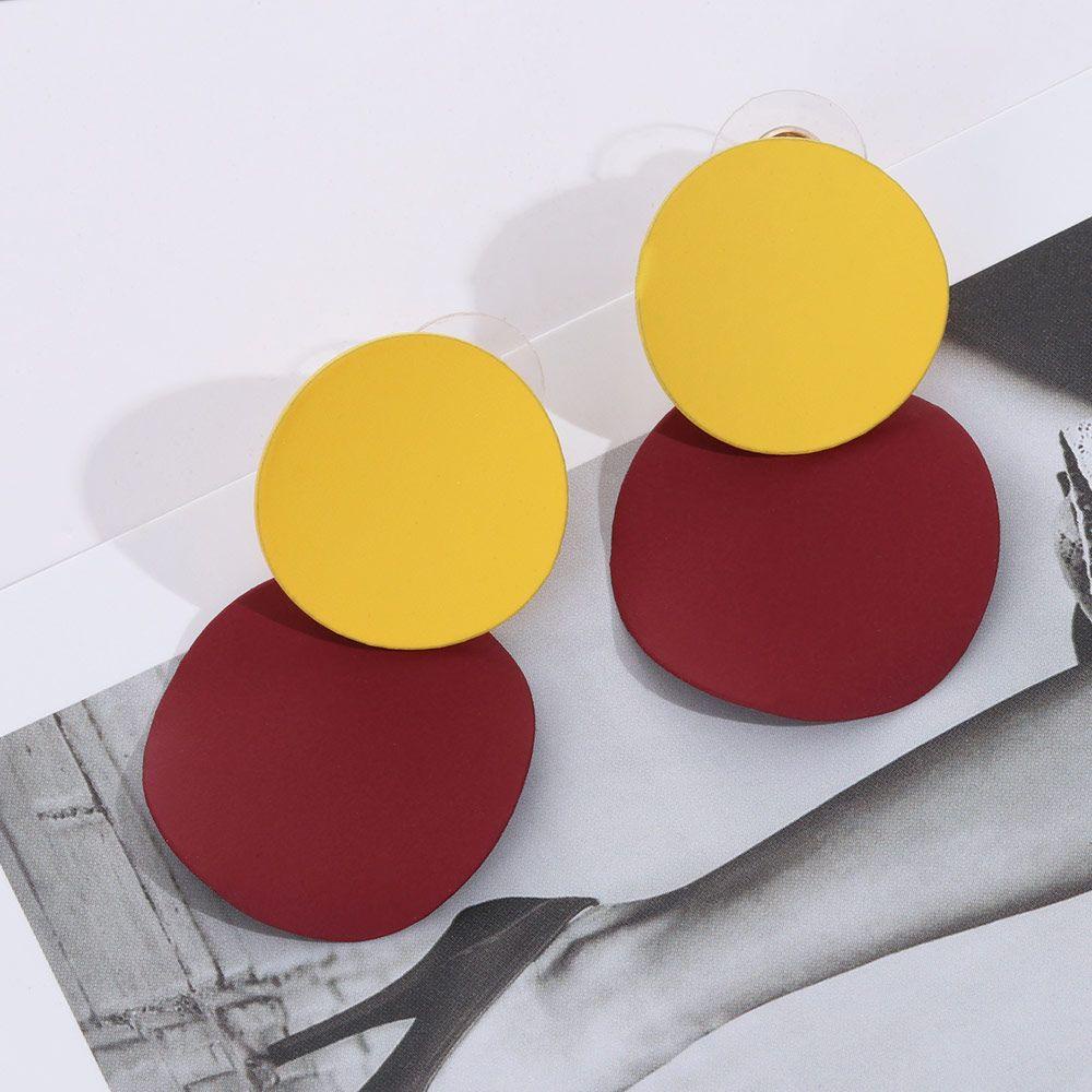 Khuyên Tai Hình Tròn Phong Cách Thu Đông Thanh Lịch Cho Nữ