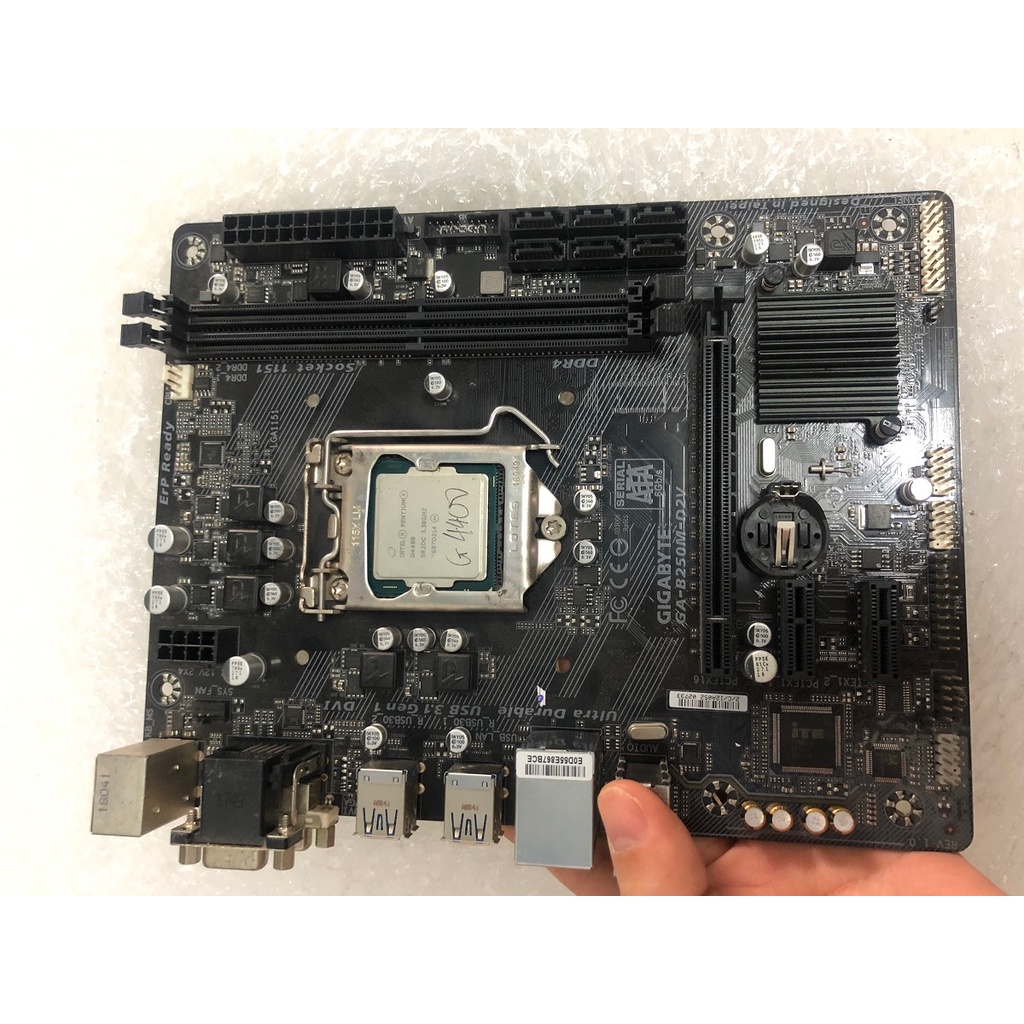 Main gigabyte B250M-D2V chính hãng. Hàng 2hand. BH 1 tháng.