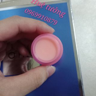 Ủ dưỡng môi laneige