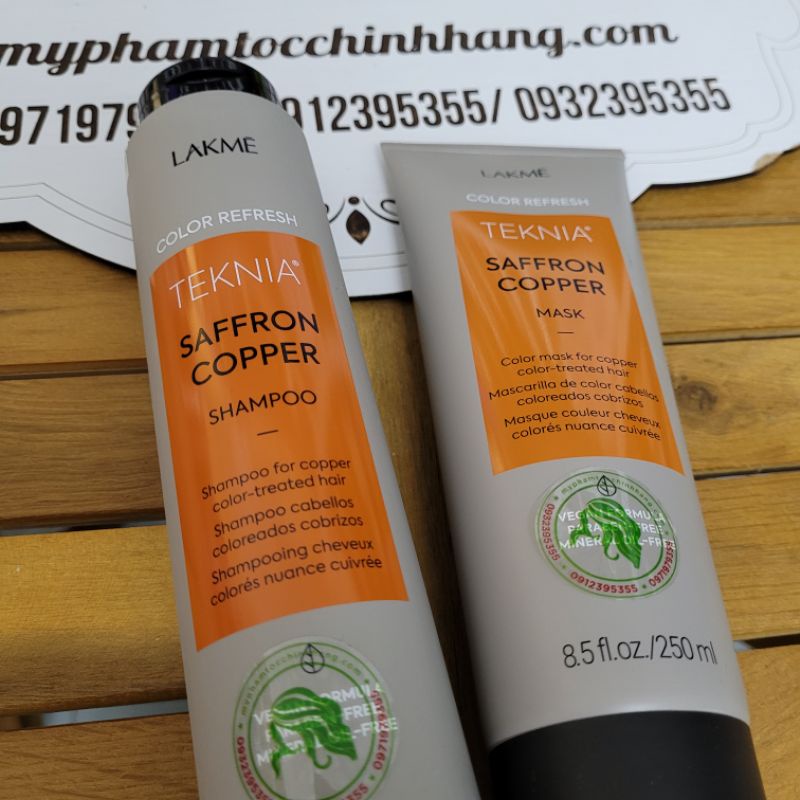 Dầu gội LAKME REFRESH SAFFRON COPPER dưỡng màu cho tóc nhuộm màu đồng 300ml - 250ml