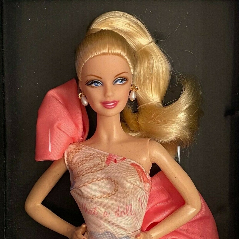 Búp bê Barbie